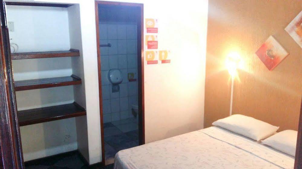 Beach House Ilha Grande Hostel Bagian luar foto
