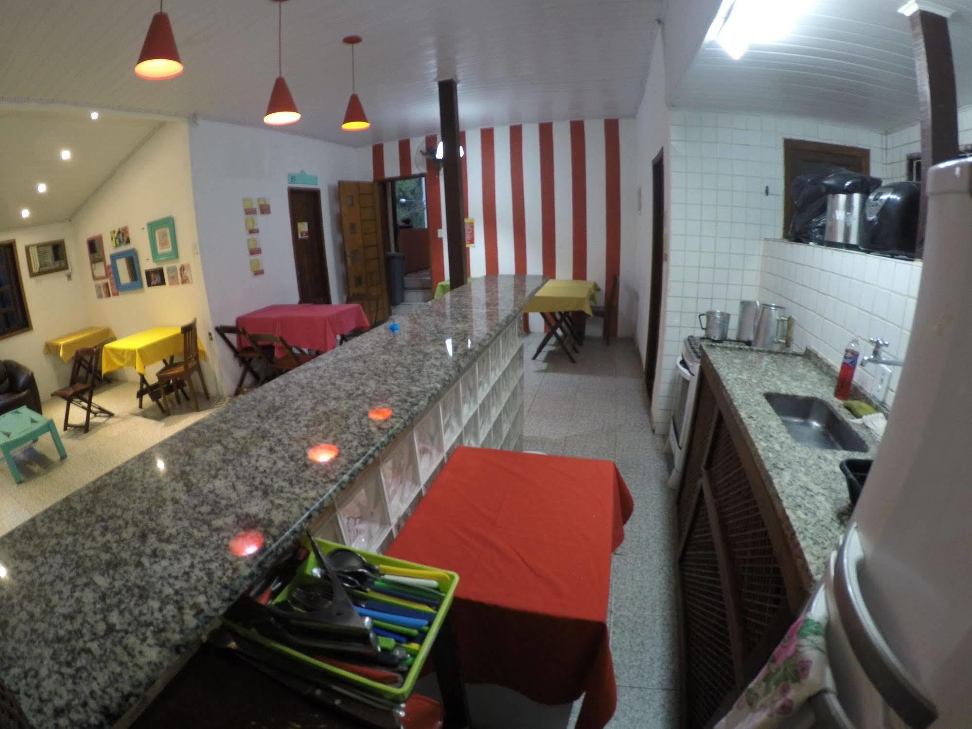 Beach House Ilha Grande Hostel Bagian luar foto